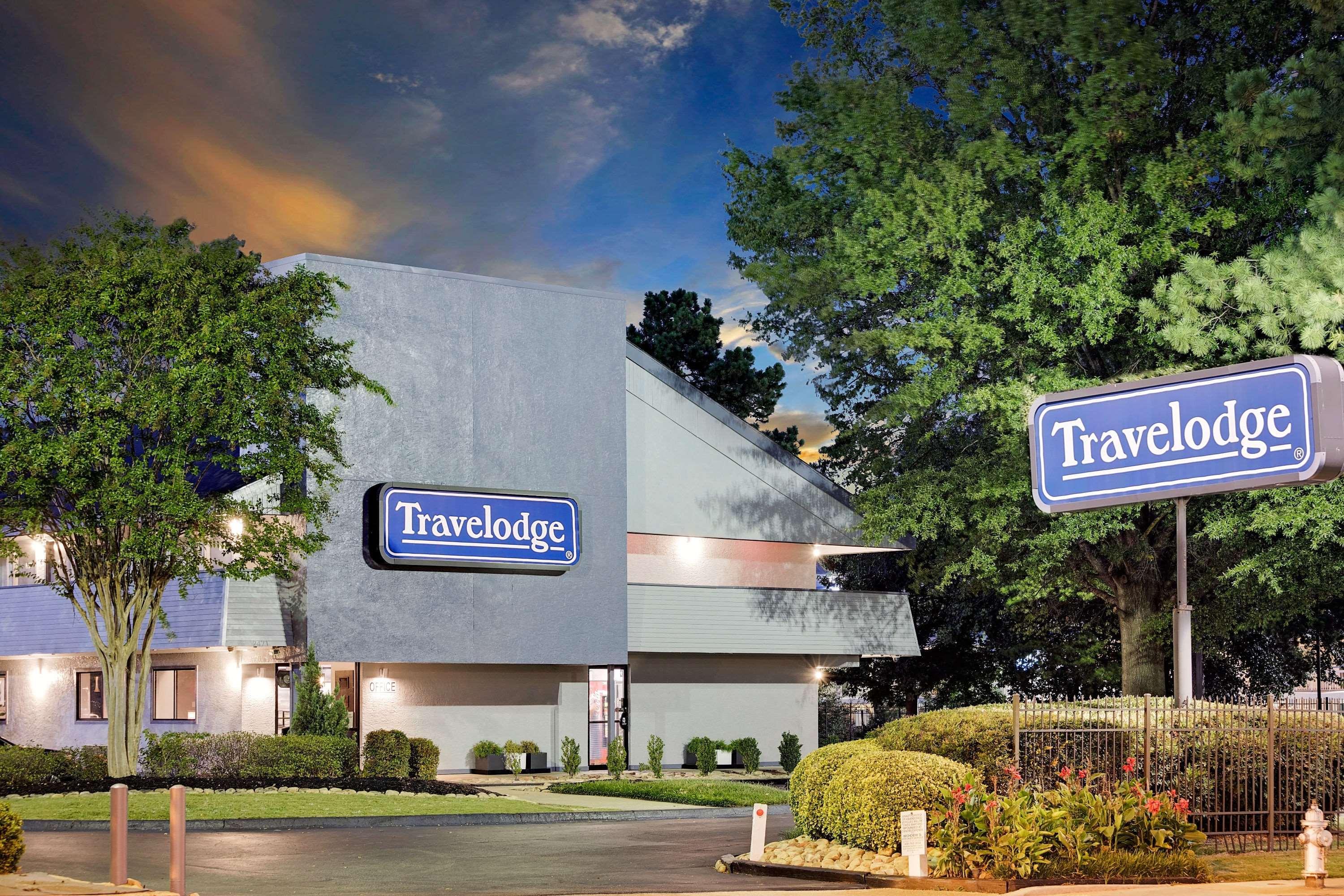 Travelodge By Wyndham College Park Екстериор снимка