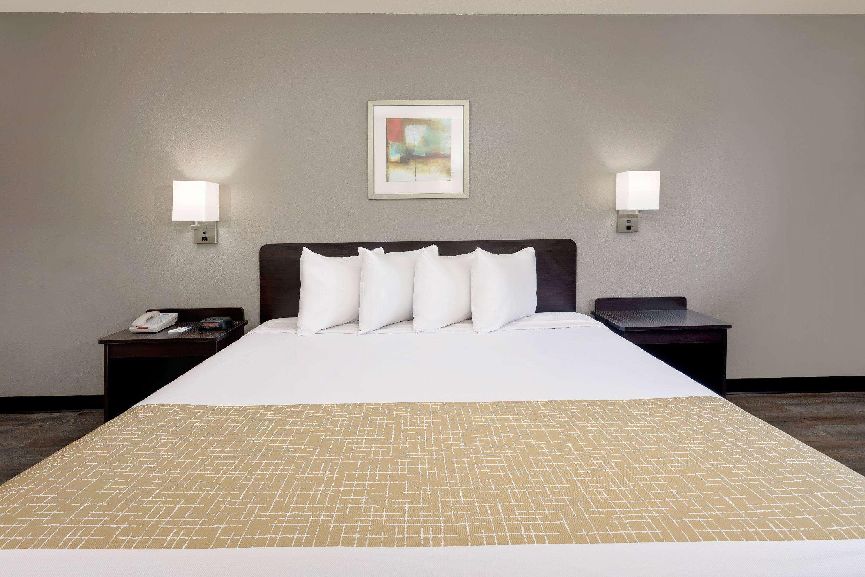 Travelodge By Wyndham College Park Екстериор снимка