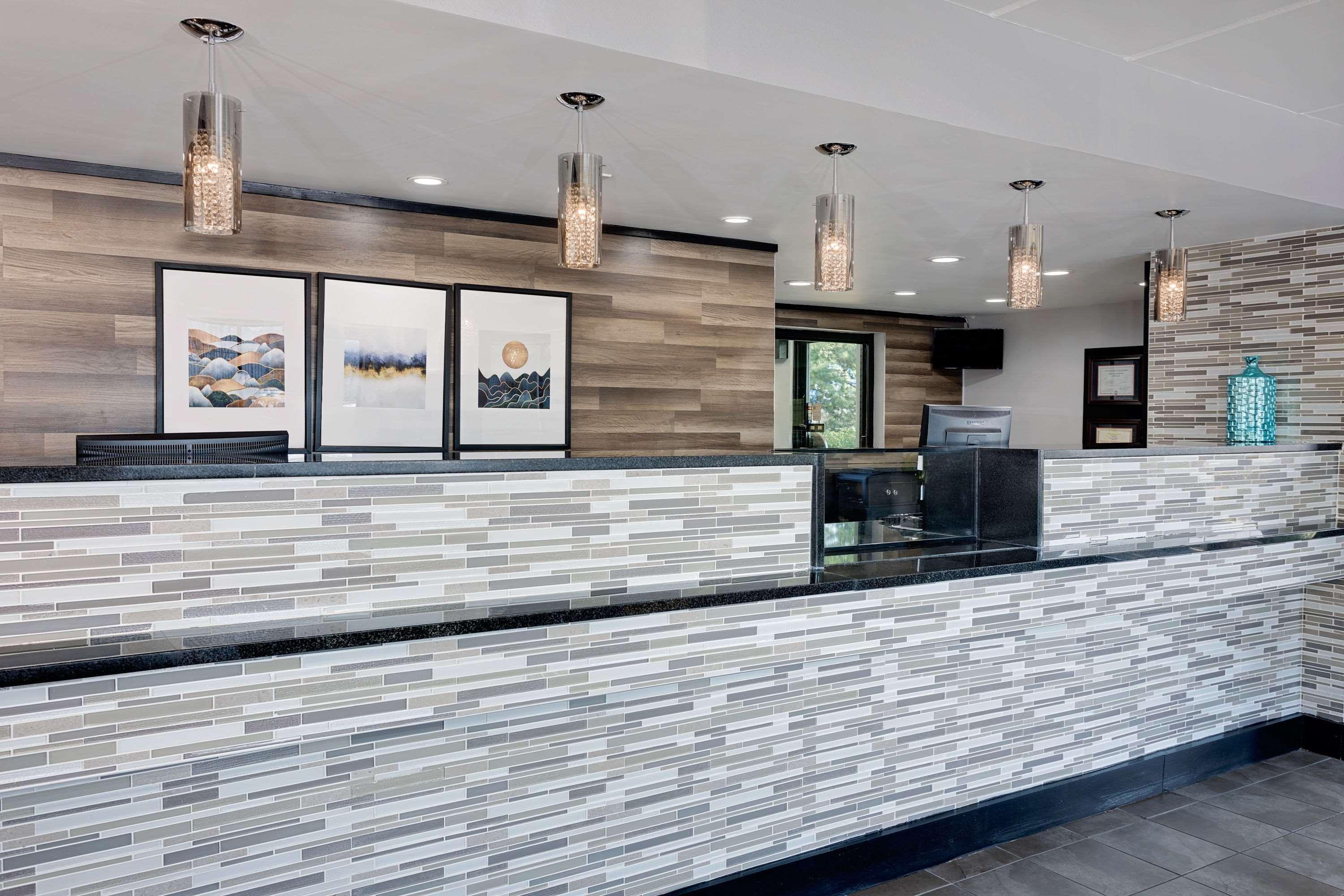 Travelodge By Wyndham College Park Екстериор снимка