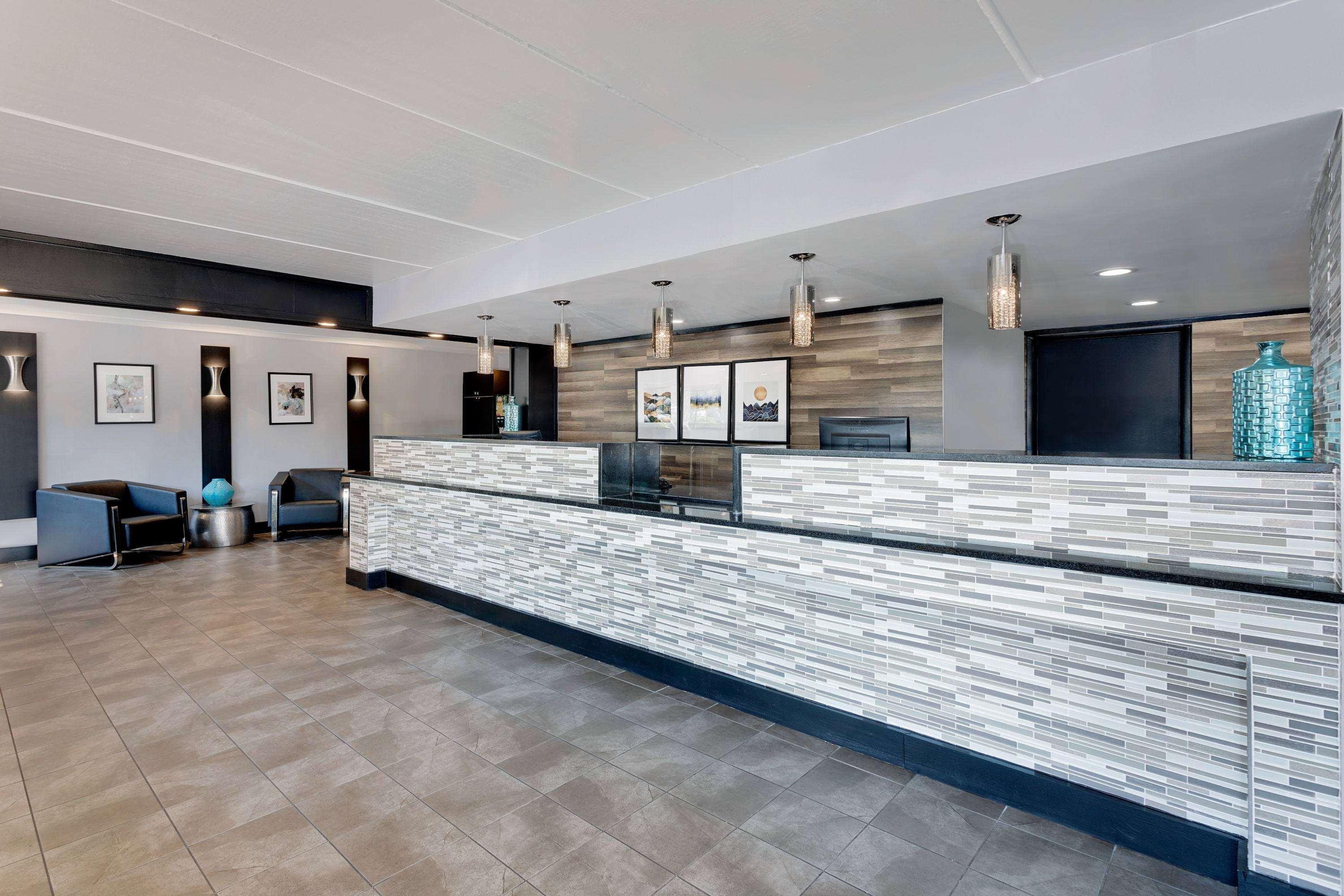 Travelodge By Wyndham College Park Екстериор снимка